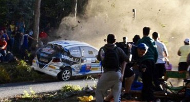 Coruna reli , Šest osoba poginulo, reli