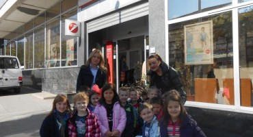 Mostar: Djeca iz vrtića u posjeti UniCredit banci