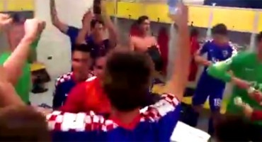 'DEUTSCHLAND, DEUTSCHLAND AUF WIEDERSEHEN!' Ovako su naši mladi lavovi proslavili rušenje Njemčake