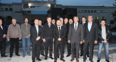 Udruge dragovoljaca HOS-a BiH za HSP AS i Domoljubnu koaliciju!