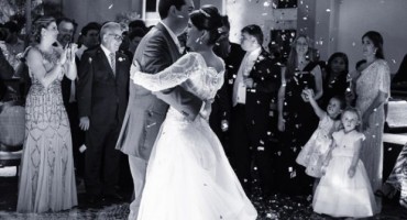 Cijeli internet priča o računu koji je jedan par dobio od mladenaca na čijoj svadbi se nisu pojavili