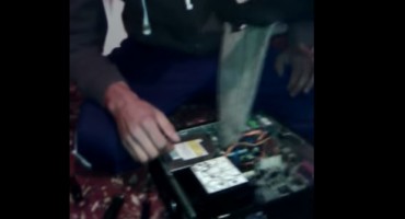 Evo kako bosanci popravljaju računalo: Huso i Haso ubili regiju od smijeha