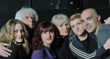 Predstava HNK Mostar Vanja i Sonja i Maša i još jedan besplatno za brucoše u petak 23.10.2015 u 20 sati 