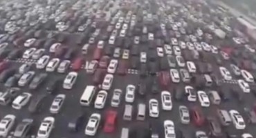 Pogledajte kako izgleda kada se u Kini ljudi vraćaju sa posla