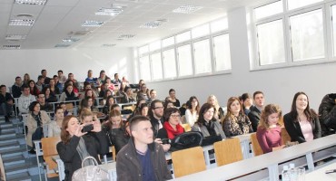 Filozofski fakultet, predavanje