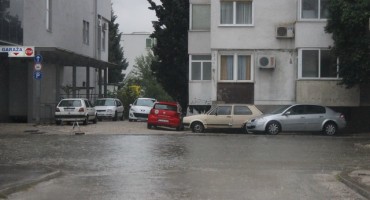 Mostar: Ulica Hrvatske mladeži kao Venezia