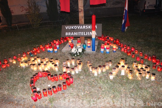 Mostar: Tisuće građana odalo počast Vukovaru