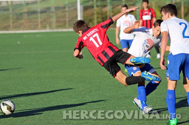 Hajdukovi pioniri i kadeti pobjedili Sesvete