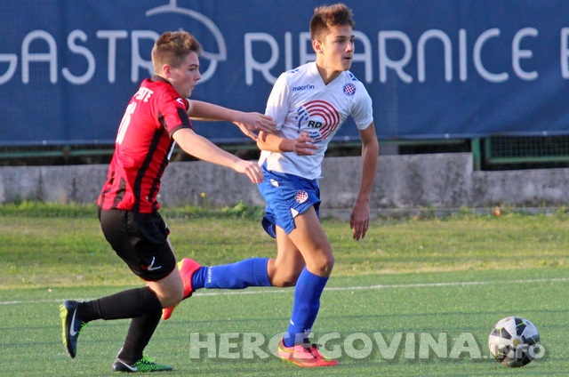 Hajdukovi pioniri i kadeti pobjedili Sesvete