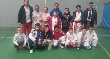 SKK Neretva: Osvojeno 14 medalja u  4. Kolu karate lige regije Hercegovine