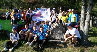 Biciklisti iz cijele BiH u nedjelju posjećuju nekropolu stećaka Bijača