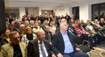 Široki Brijeg: Predstavljena knjiga Admiralovi zapisi ili O pobjedi i ljubavi