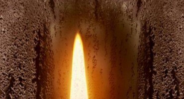 Martina Mlinarević Sopta: Vukovar 18.11., svijeća u prozoru noćas.