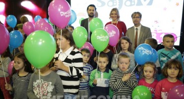 Zatvoren 2. Dječiji sajam u sarajevskoj Skenderiji. 