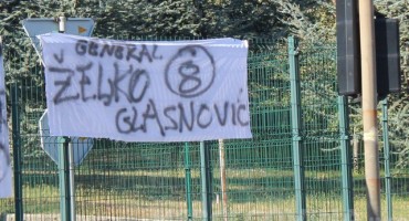 Mostar: Parole potpore Željku Glasnoviću pred izbore