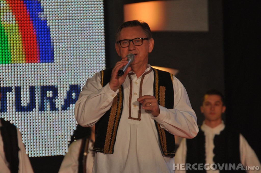 Prepuna dvorana na snimanju 'Lijepom našom' u Širokom Brijegu