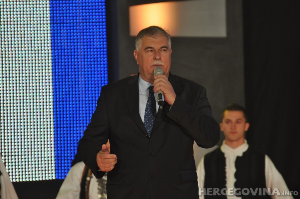 Prepuna dvorana na snimanju 'Lijepom našom' u Širokom Brijegu