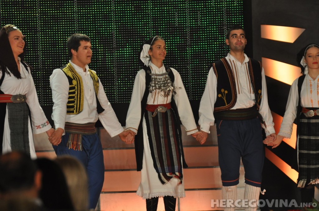 Prepuna dvorana na snimanju 'Lijepom našom' u Širokom Brijegu