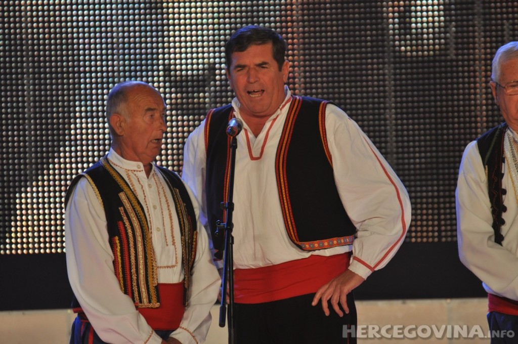 Prepuna dvorana na snimanju 'Lijepom našom' u Širokom Brijegu