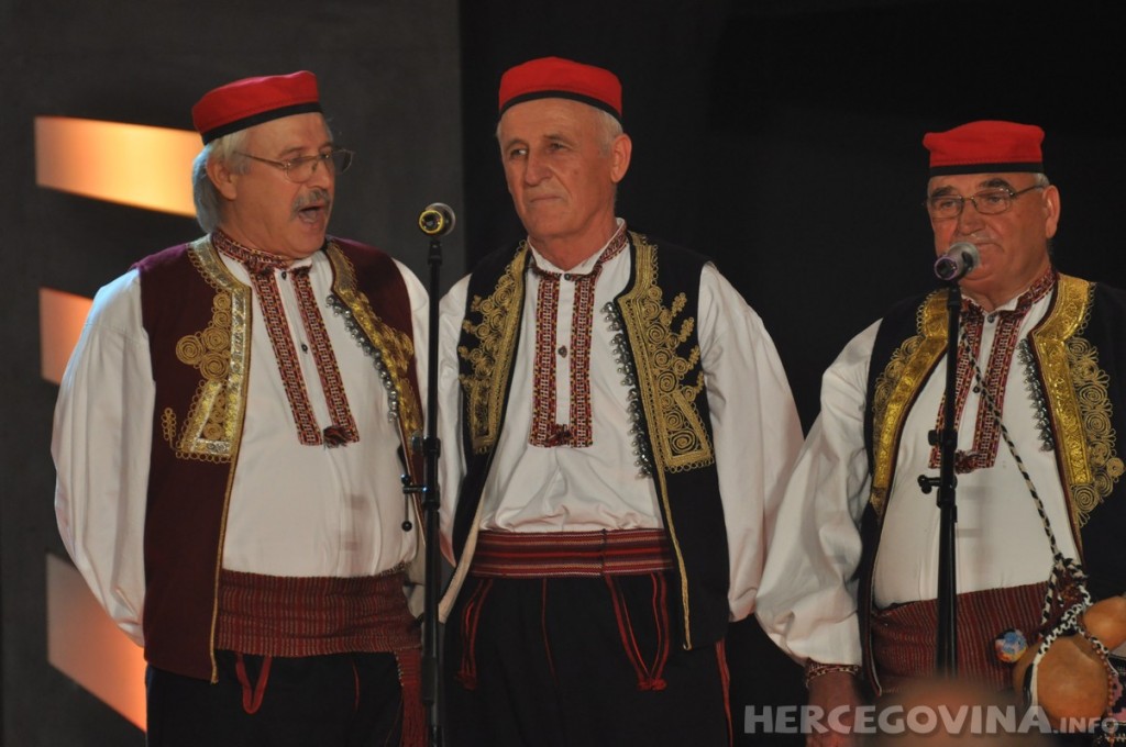 Prepuna dvorana na snimanju 'Lijepom našom' u Širokom Brijegu