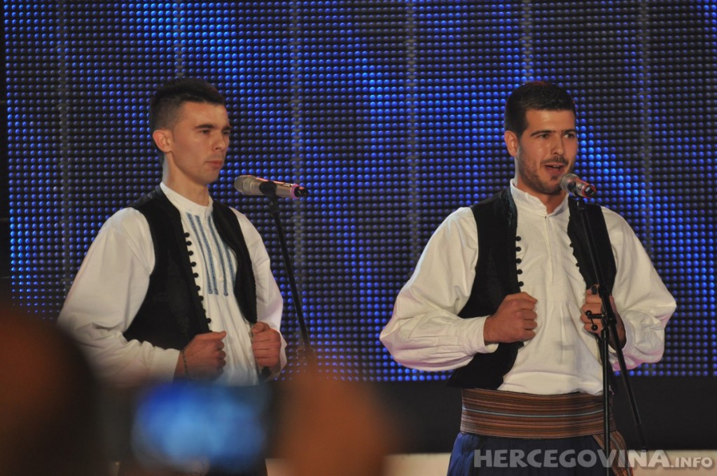 Prepuna dvorana na snimanju 'Lijepom našom' u Širokom Brijegu