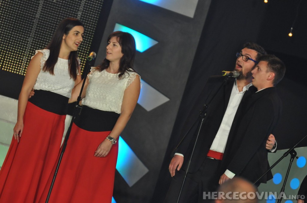 Prepuna dvorana na snimanju 'Lijepom našom' u Širokom Brijegu