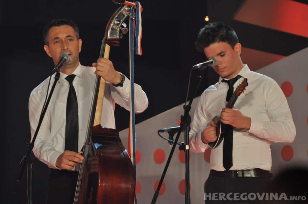 Prepuna dvorana na snimanju 'Lijepom našom' u Širokom Brijegu