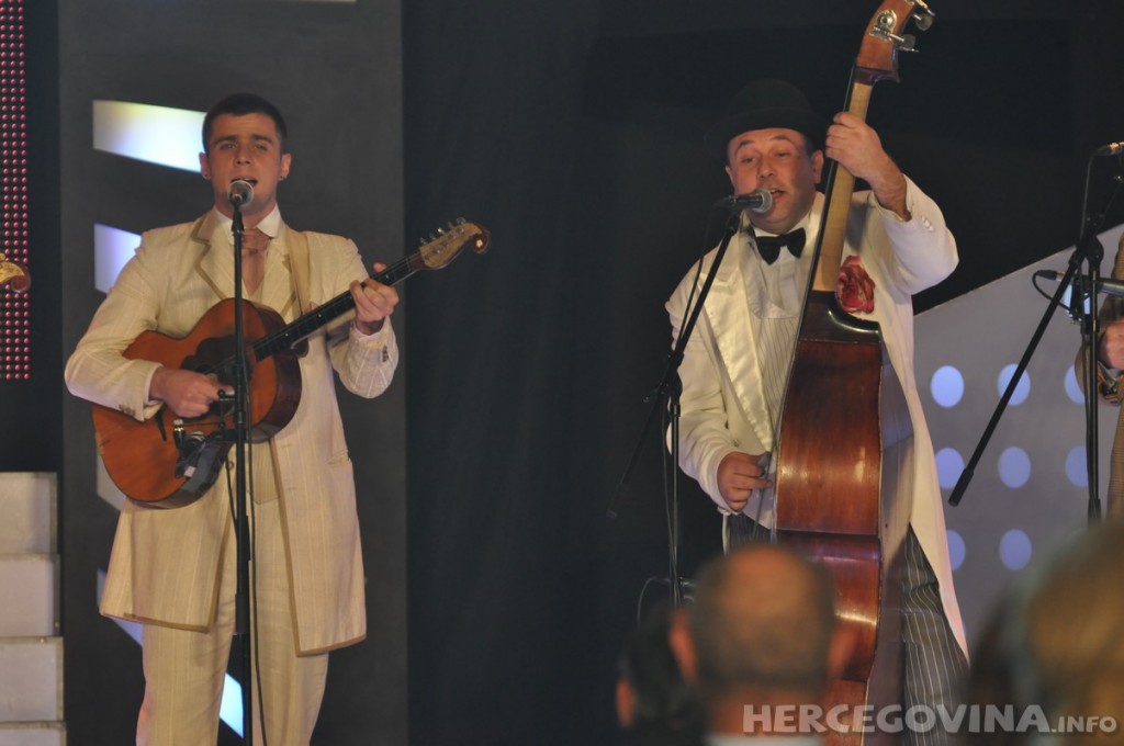 Prepuna dvorana na snimanju 'Lijepom našom' u Širokom Brijegu