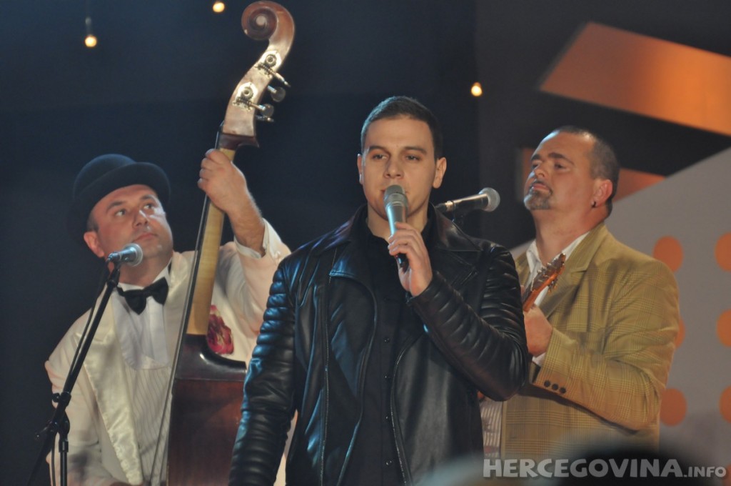 Prepuna dvorana na snimanju 'Lijepom našom' u Širokom Brijegu