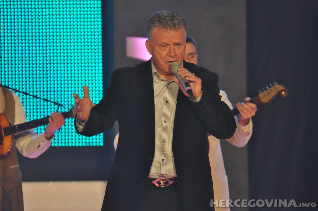 Prepuna dvorana na snimanju 'Lijepom našom' u Širokom Brijegu