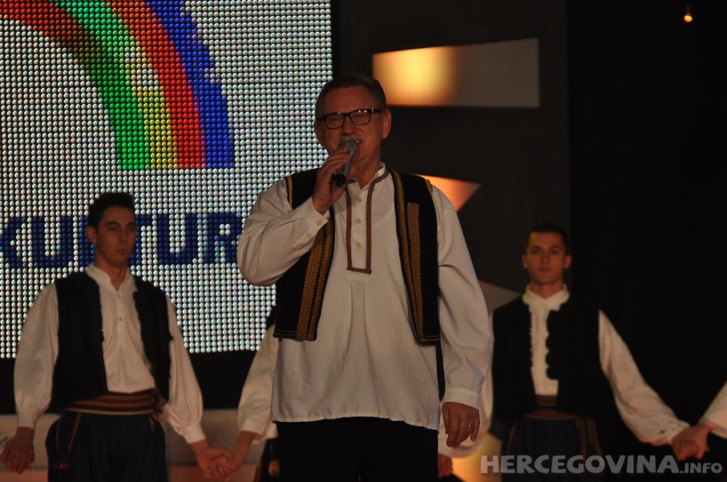 Prepuna dvorana na snimanju 'Lijepom našom' u Širokom Brijegu