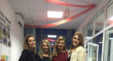 Božićni domjenak Internacionalne privatne gimnazije Mostar