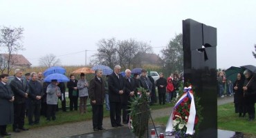 Snima se dokumentarni film o ratnim strahotama u Lovasu