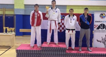 Ivan Kvesić prvak Hrvatske u poluteškoj kategoriji