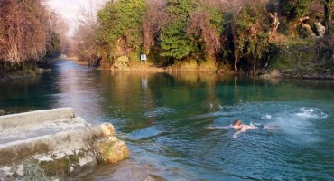 Stolac: Kupanje u Bregavi 28.12.2015