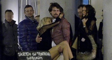  Hit na internetu Poznatu tenisačicu pijanu iznosili iz noćnog kluba