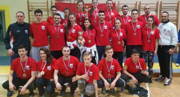 Djevojke KK Hercegovina-Zagreb seniorske prvakinje Hrvatske! 