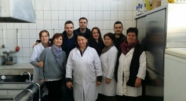 Udruga Vrisak u ovim predblagdanskim danima pomoglo Narodnoj i Pučkoj kuhinji u Mostaru