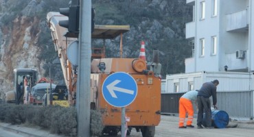 Mostar, bulevar, asfalt, asfaltiranje