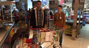 Vijeće učenika grada Mostara, Humanitarna akcija, Božić