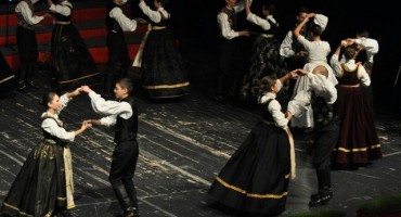 Gradu s ljubavlju - Božićni koncert u organizaciji HKUD sv.Ante - CIM