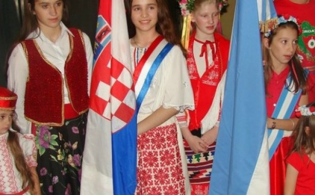 HRVATI IZVAN DOMOVINE: Kako je nastala dijaspora i znači li isto kao i iseljeništvo!