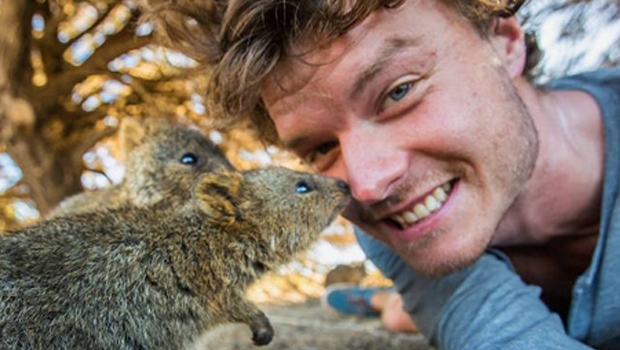 Avanturist otkriva kako snimiti savršen selfie s divljim životinjama