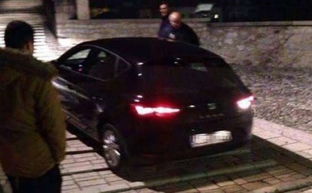 Mostar: Turski državljanin u unajmljenom vozilu pokušao preći preko Starog mosta
