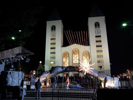 U molitvi i pjesmi u Međugorju dočekana Nova 2016. godina