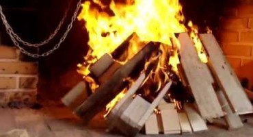 Mostar: Računi za struju preveliki, bolje se grijati na drva