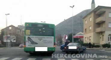 Mostar: Prometna nesreća kod Doma zdravlja