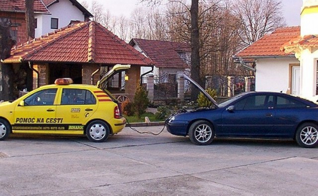 Većina vozača u BiH ne znaju da imaju pravo na besplatnu uslugu pomoći na cesti!