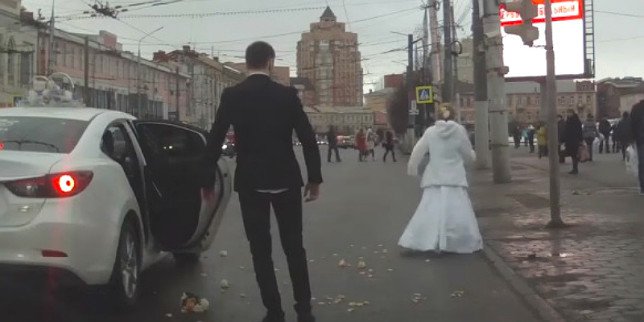 Bračna idila kratko trajala: Mladenci se posvađali tek što su sišli s oltara