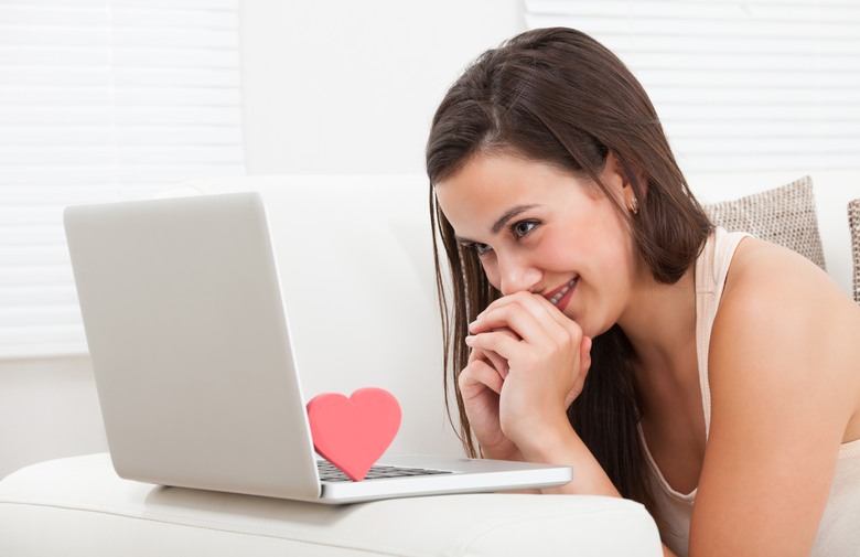 Riječ koju nikada ne biste trebali upotrijebiti ako upoznajete nekoga online